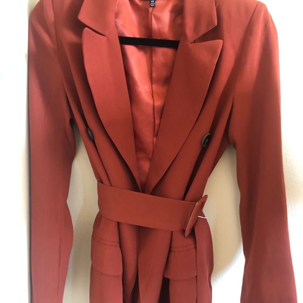 FashionNova belted dress knee length. Size xs. Never worn.